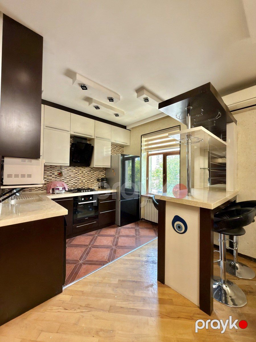 Satılır 3 otaqlı köhnə tikili 78 m² — Mənzil, Bakı (7)