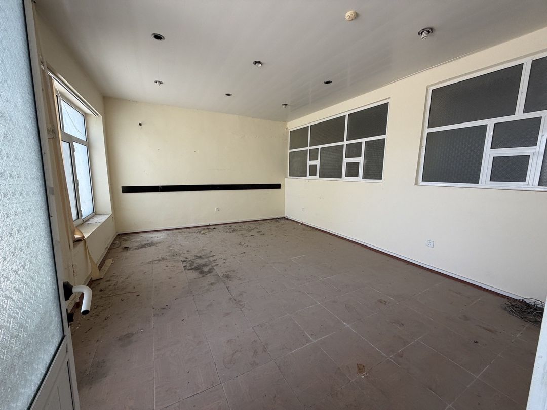 Satılır obyekt 635 m² — Əmlak, Bakı (8)