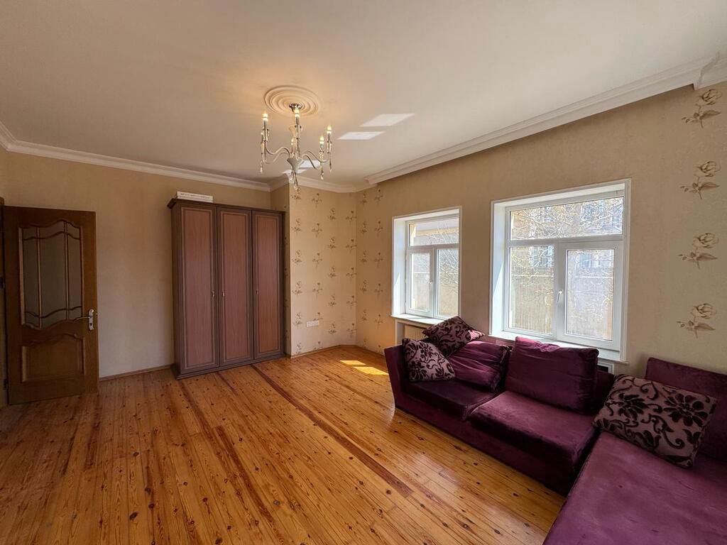 Satılır 8 otaqlı həyət evi/bağ evi 290 m² — Ev, villa, Bakı (7)