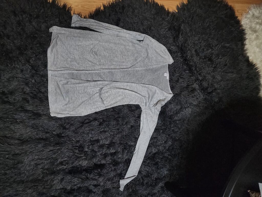 Boz rəngli, nazik trikotaj kardiqan- XS ölçü - Model: düyməsiz, açıq — Şəxsi əşyalar, Bakı (4)