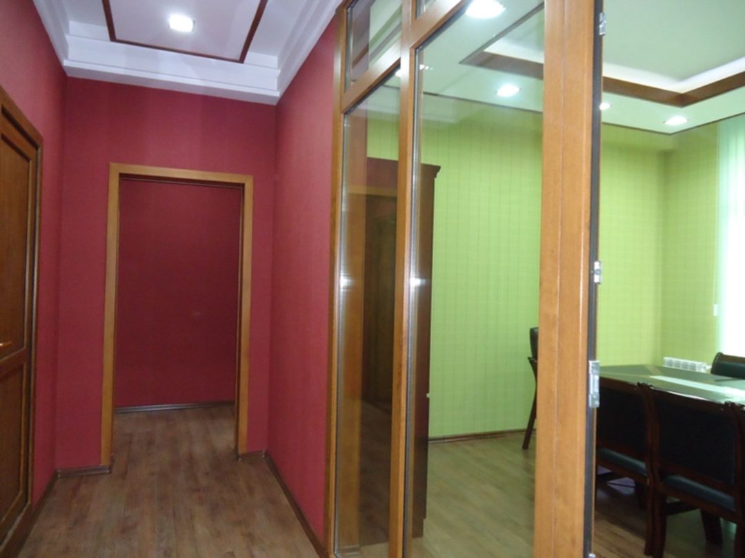İcarəyə verilir 7 otaqlı ofis 300 m² — Ofis, Bakı (8)