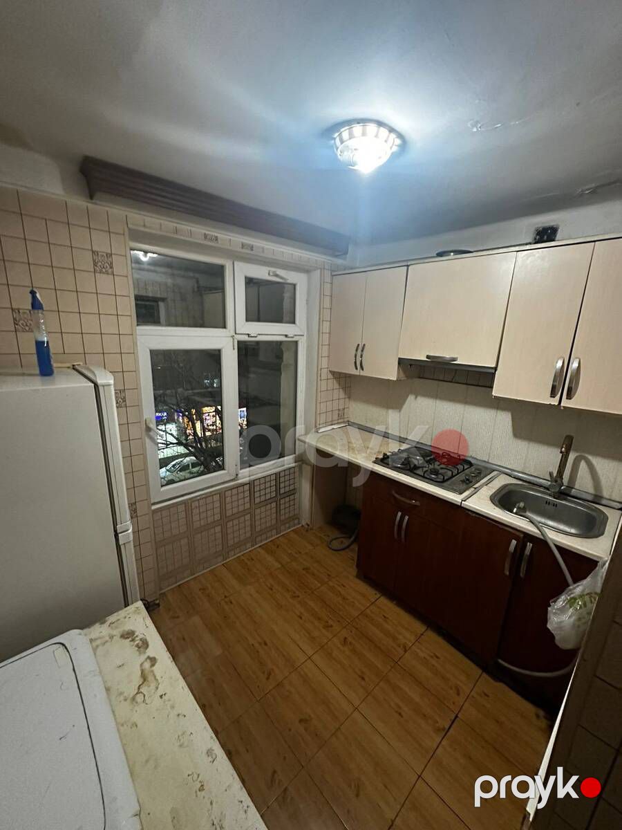 Satılır 2 otaqlı köhnə tikili 43 m² — Mənzil, Bakı (3)