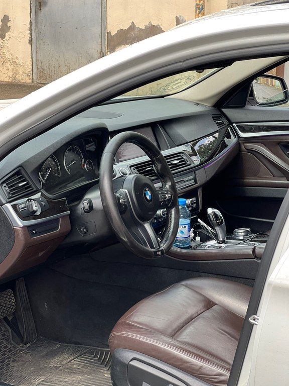 BMW 528, 2.0 L, 2015 il, 241 402 km — Avtomobillər, Bakı (9)