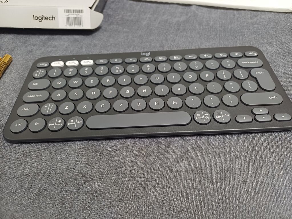Logitech Pebble Keys 2 K380S simsiz klaviatura yenidir hediyye edilib — Elektronika, Bakı (7)