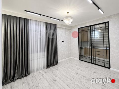 Satılır 3 otaqlı yeni tikili 75 m²