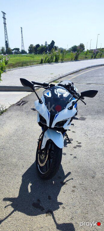 Bajaj Pulsar RS 200, 200 sm3, 2025 il, 9 000 km