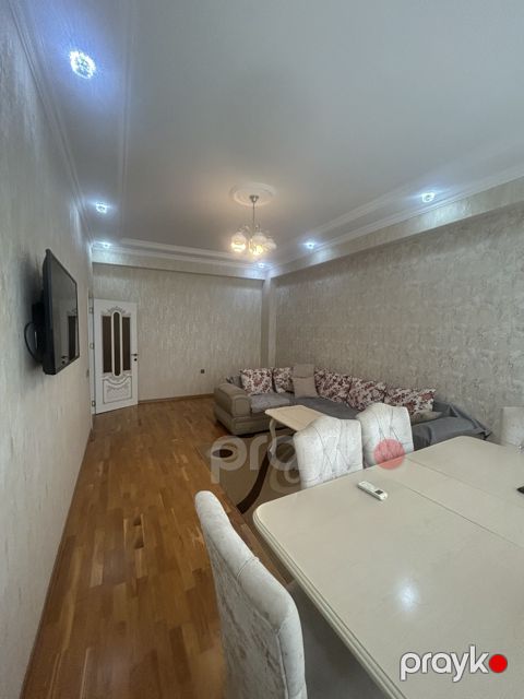 İcarəyə verilir 2 otaqlı yeni tikili 75 m²