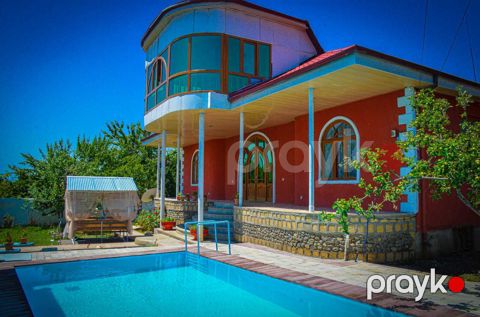 İcarəyə verilir 6 otaqlı həyət evi/bağ evi 140 m²