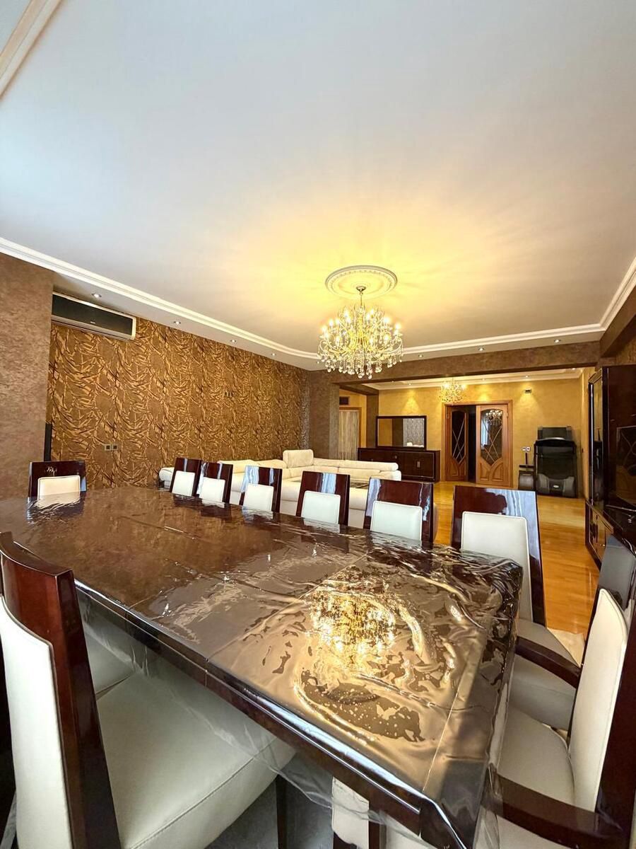 Satılır 5 otaqlı yeni tikili 280 m² — Mənzil, Bakı (2)