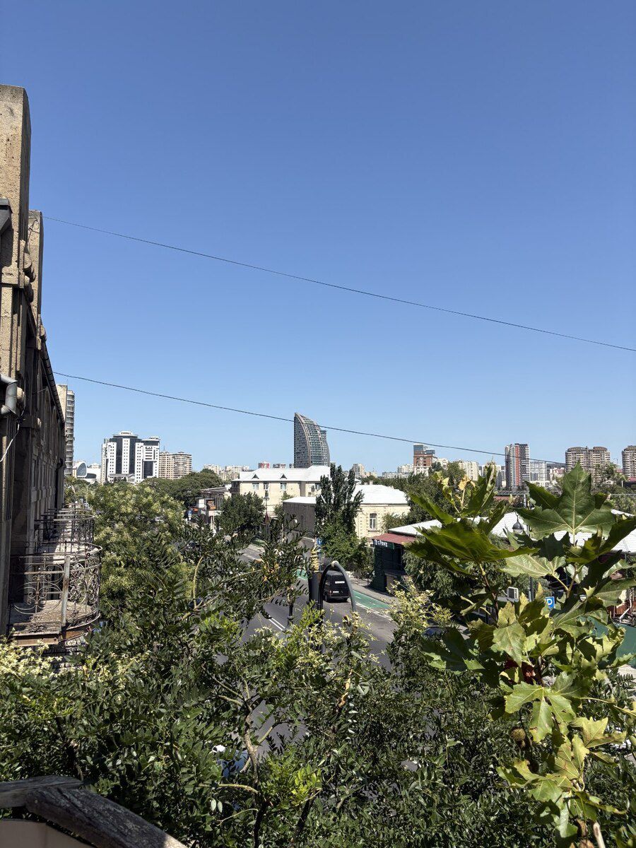 3-otaqlı mənzil, 28 May m., 120 m² — Daşınmaz əmlak, Bakı (2)