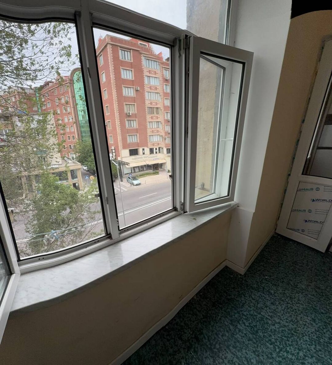 Satılır 2 otaqlı köhnə tikili 70 m² — Mənzil, Bakı (4)