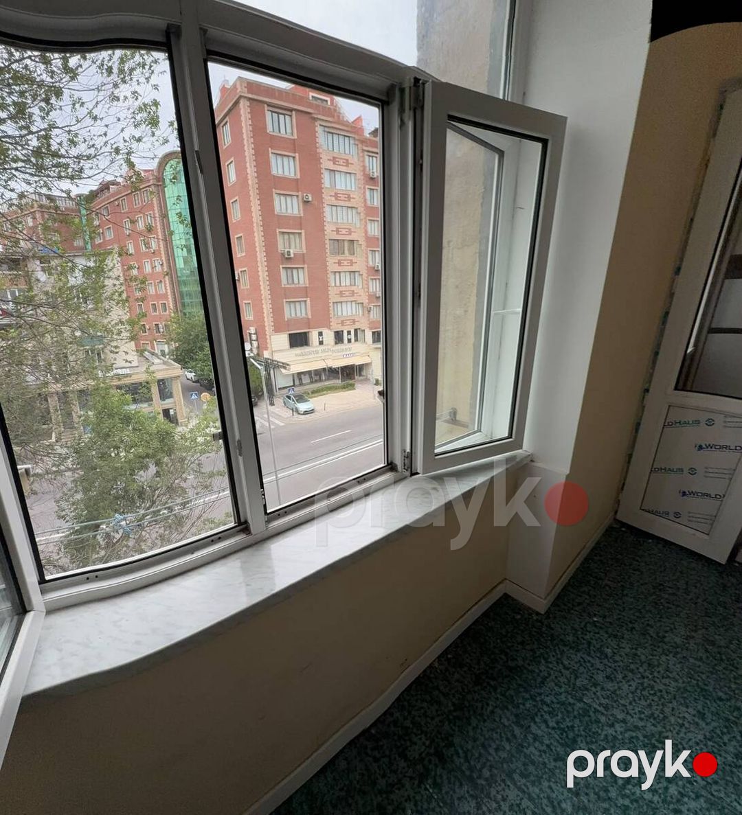 Satılır 2 otaqlı köhnə tikili 65 m² — Mənzil, Bakı (4)