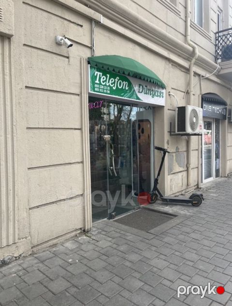 Satılır obyekt 42 m²