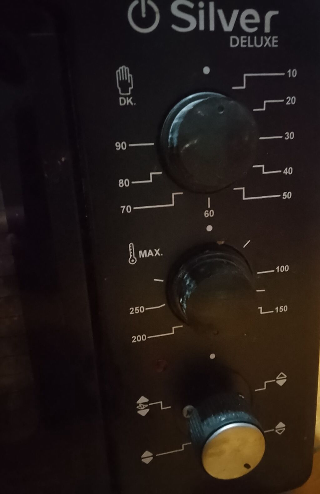 Tam işləyir, hər şeyi var qril fırladan şiş öz özünə fırlanır. Əlaqə — Elektronika, Bakı (3)