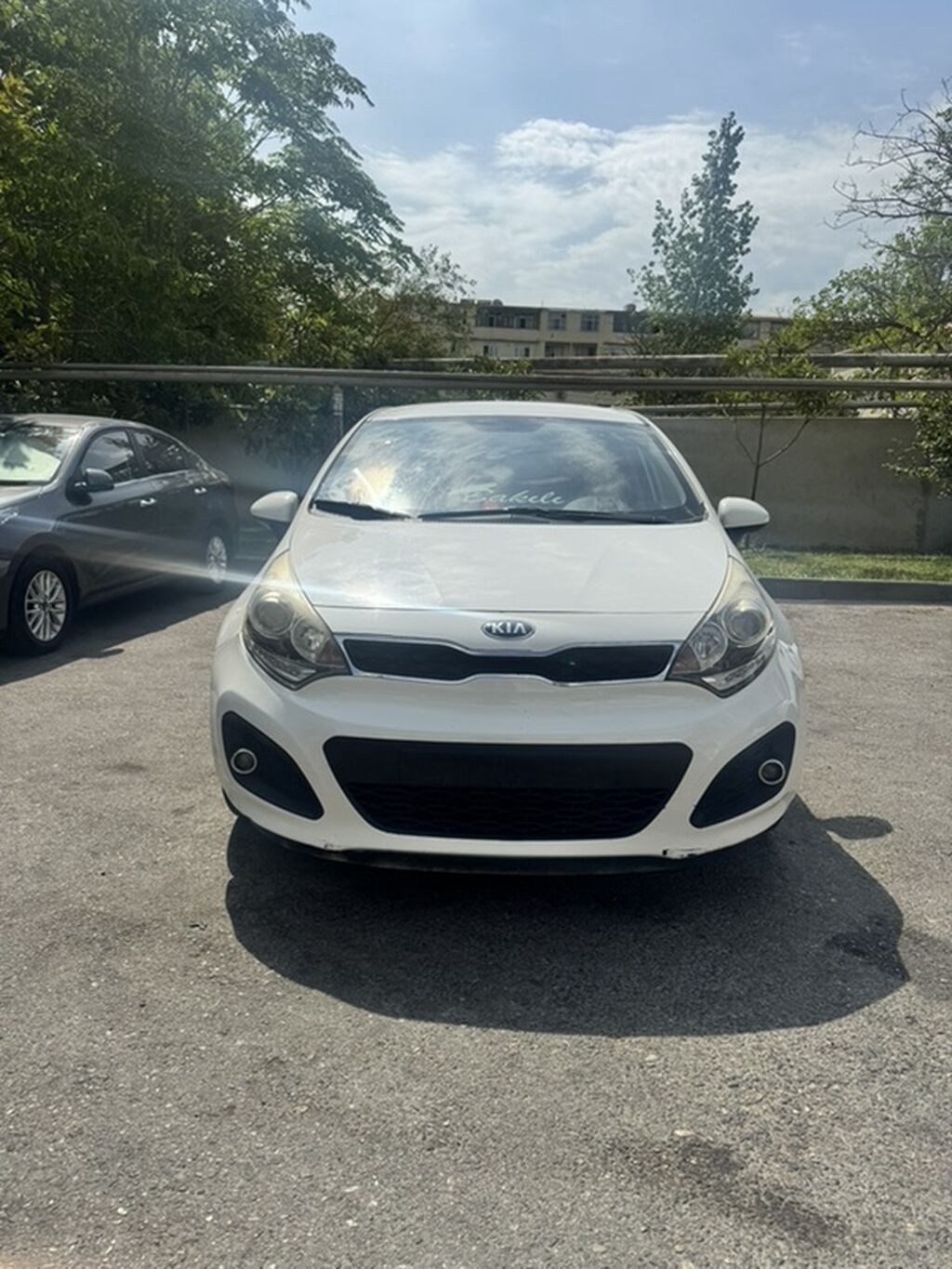 Kia Rio: 1.1 l | 2014 il Hetçbek