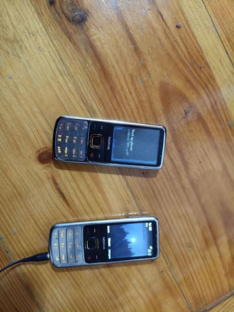 Nokia 6700 Slide, < 2 GB Memory Capacity, rəng - Gümüşü, Düyməli