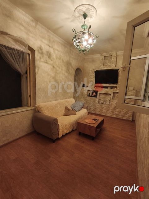 İcarəyə verilir 3 otaqlı köhnə tikili 100 m²