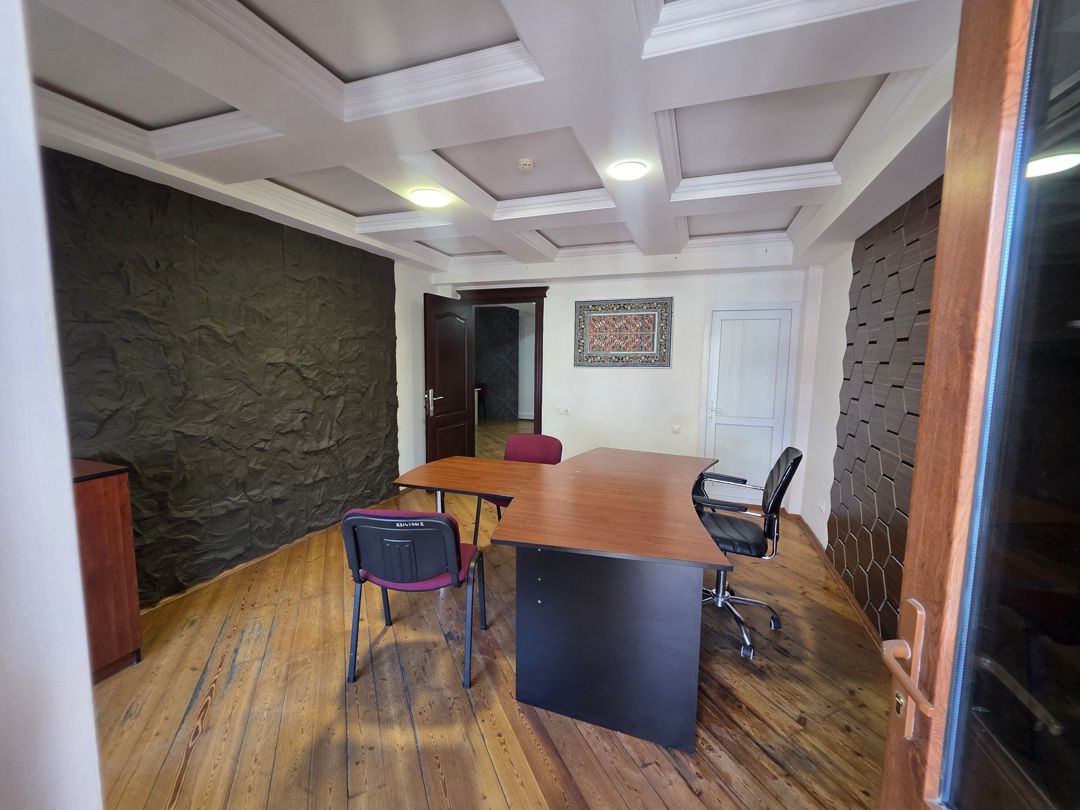 İcarəyə verilir 3 otaqlı ofis 70 m² — Ofis, Bakı