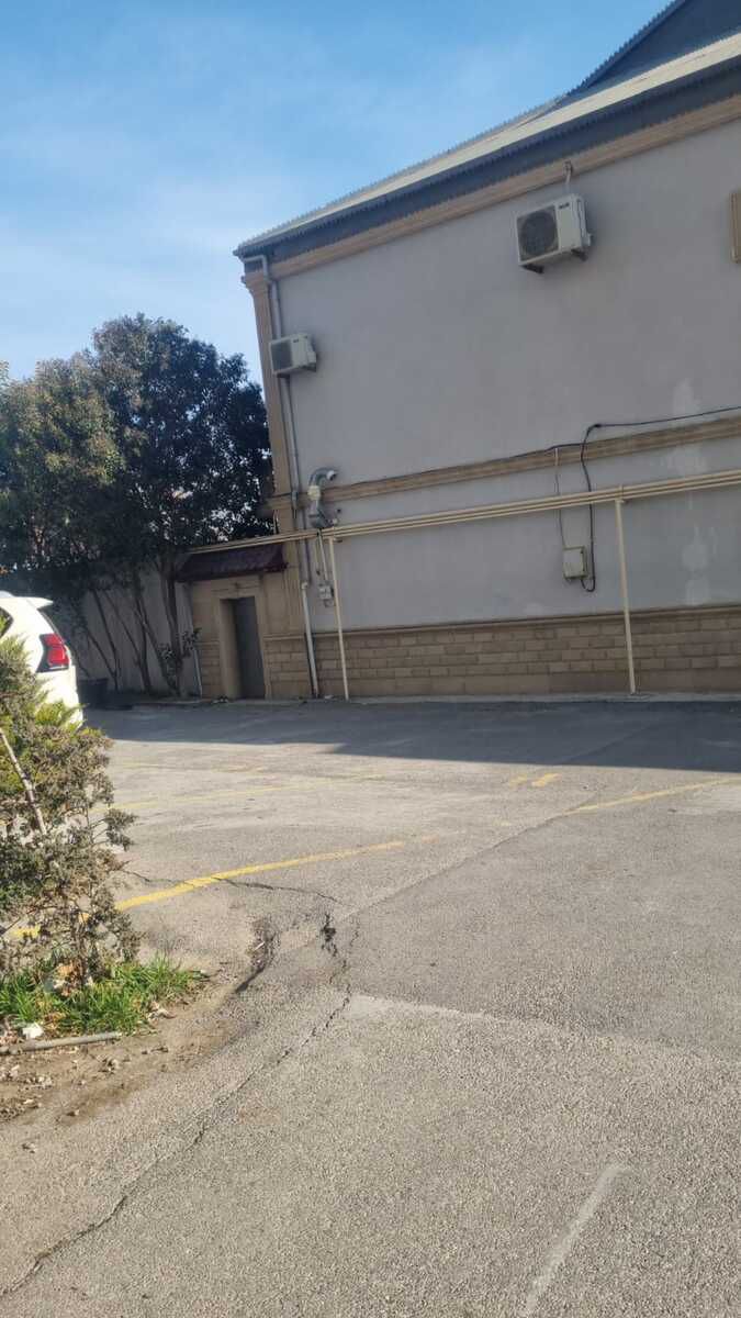 Satılır obyekt 715 m² — Əmlak, Bakı (2)