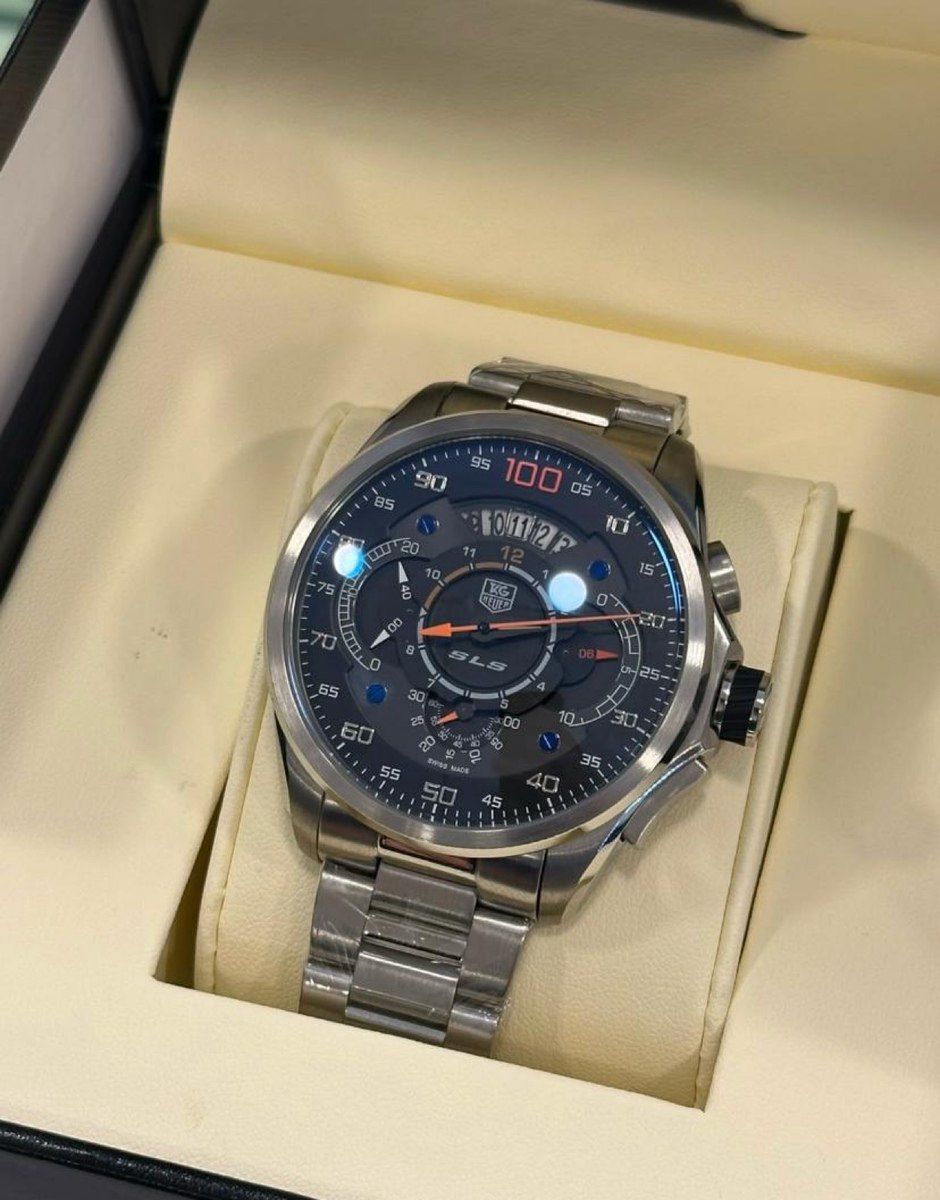 Tag Heuer qol saatı — Şəxsi əşyalar, Bakı