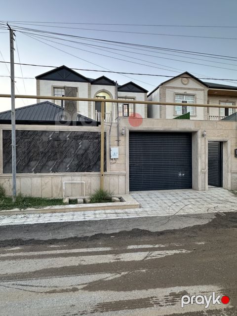 Satılır 5 otaqlı həyət evi/bağ evi 210 m²