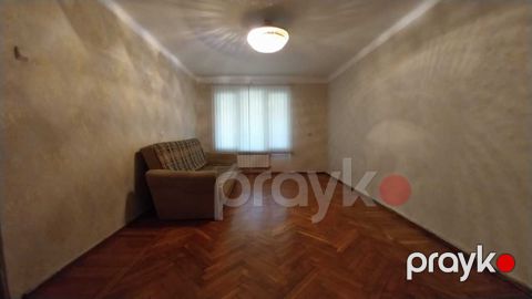 Satılır 3 otaqlı köhnə tikili 75 m²