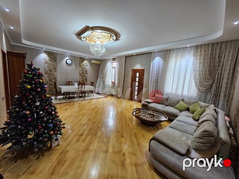 Satılır 5 otaqlı həyət evi/bağ evi 200 m²