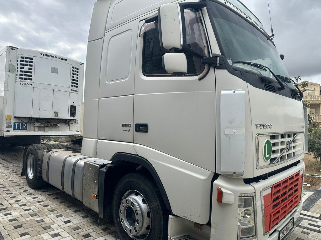 Volvo FH 16, 16 L, 2008 il, 540 000 km — Yük maşınları, Bakı (7)