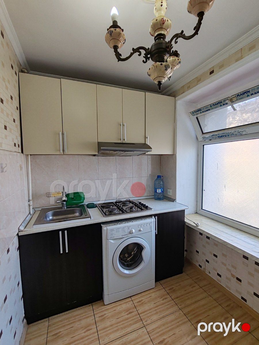 İcarəyə verilir 1 otaqlı köhnə tikili 45 m² — Mənzil, Bakı (5)