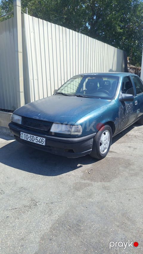 Opel Vectra: 2 l | 1994 il 35000 km Sedan