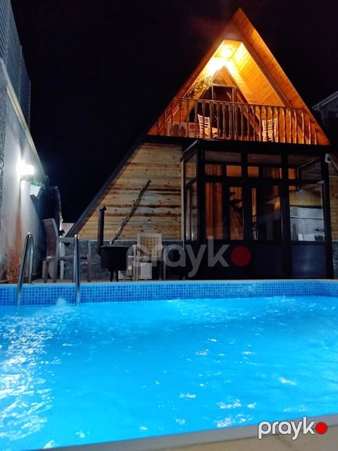 İcarəyə verilir 2 otaqlı həyət evi/bağ evi 200 m²