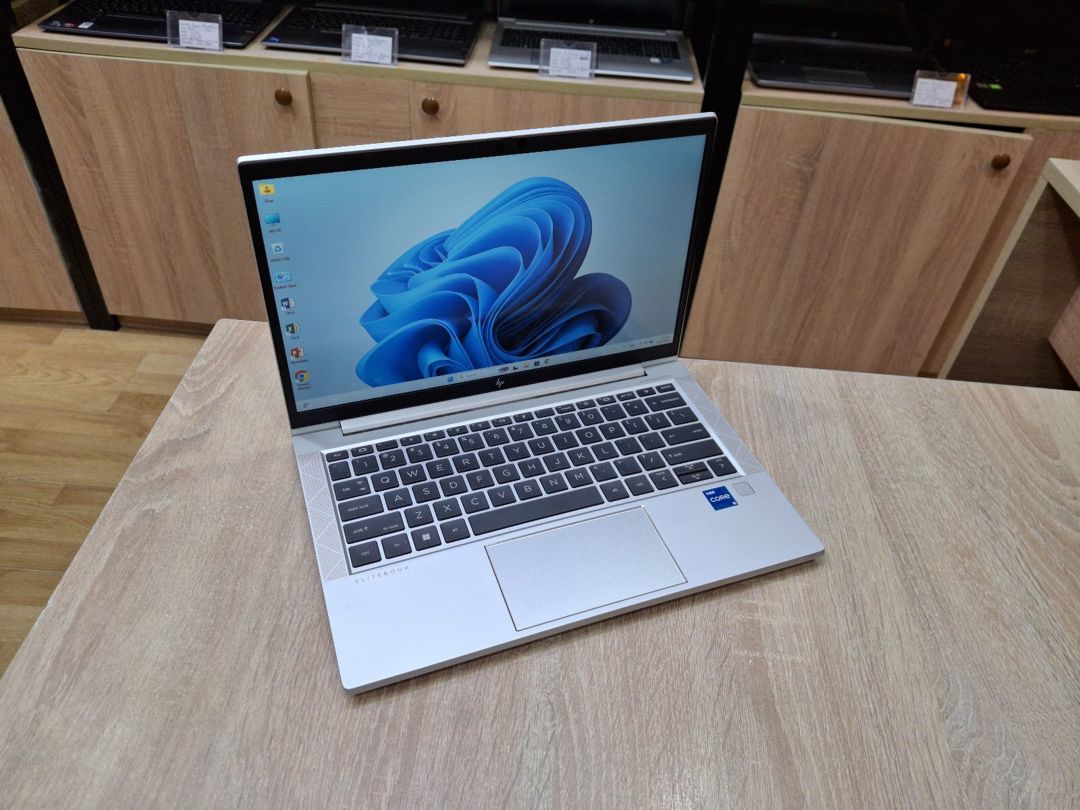 HP Elitebook 830 G8 i5 1145G7 16GB RAM 256GB SSD — Elektronika, Bakı (3)