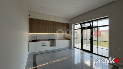 Satılır 5 otaqlı həyət evi/bağ evi 230 m²