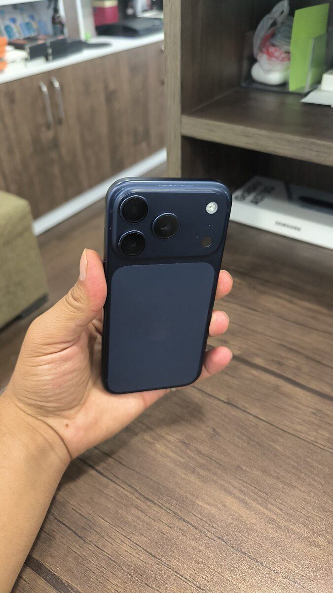 Apple iPhone 17 Pro Deep Blue 256GB/12GB — Mallar, Bakı (3)