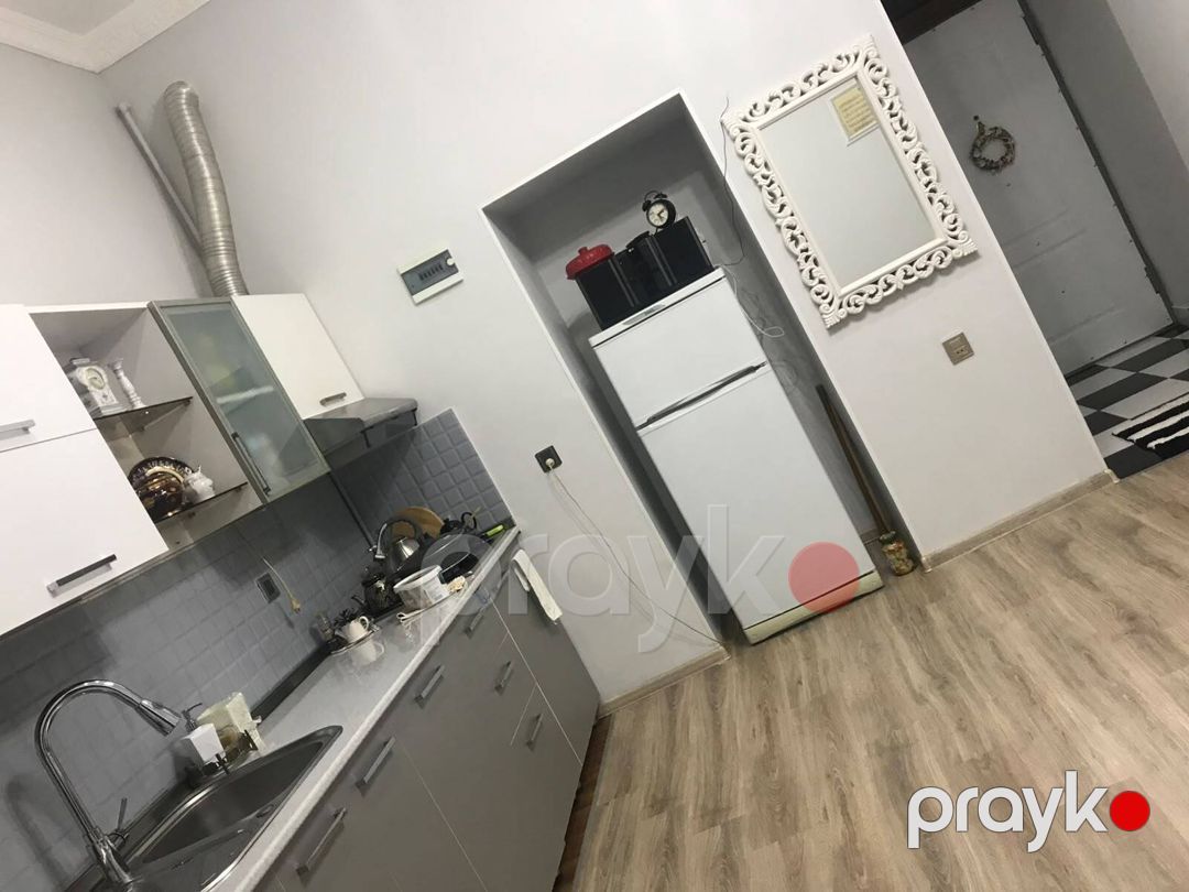Satılır 2 otaqlı köhnə tikili 50 m² — Mənzil, Bakı (5)
