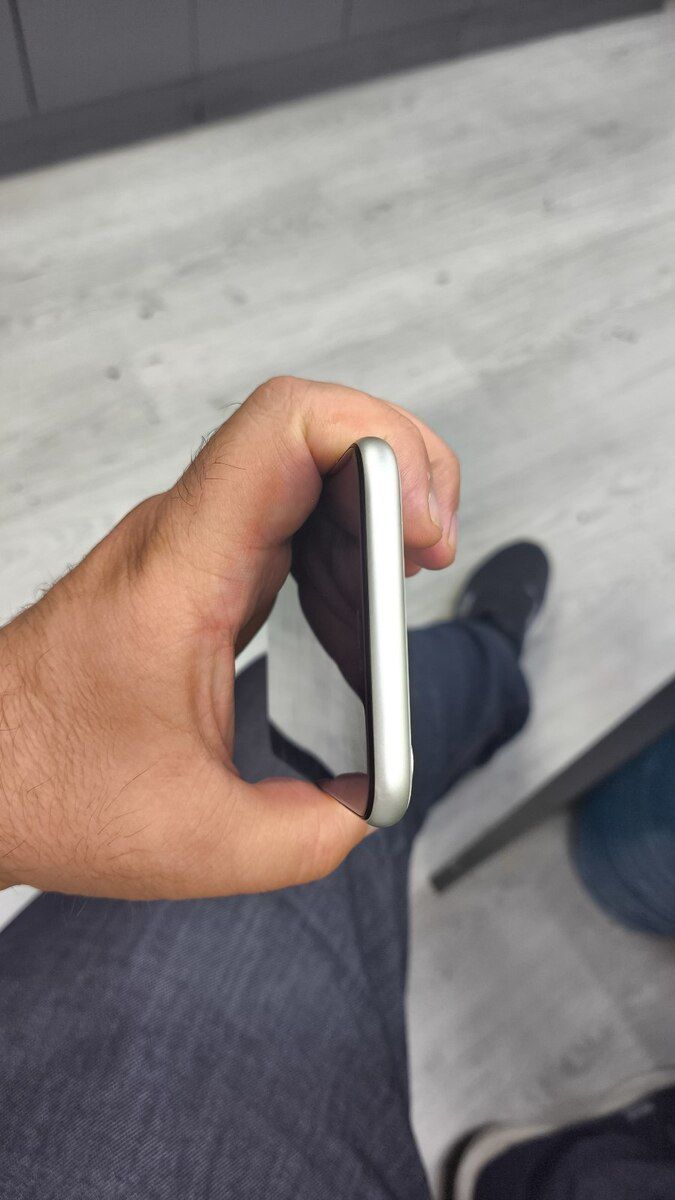 Apple iPhone 11 White 128GB/4GB — Telefonlar və qadjetlər, Bakı (3)
