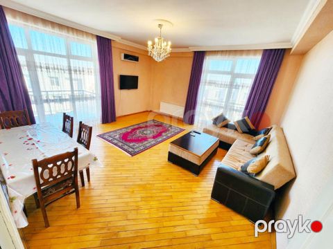 İcarəyə verilir 3 otaqlı yeni tikili 150 m²