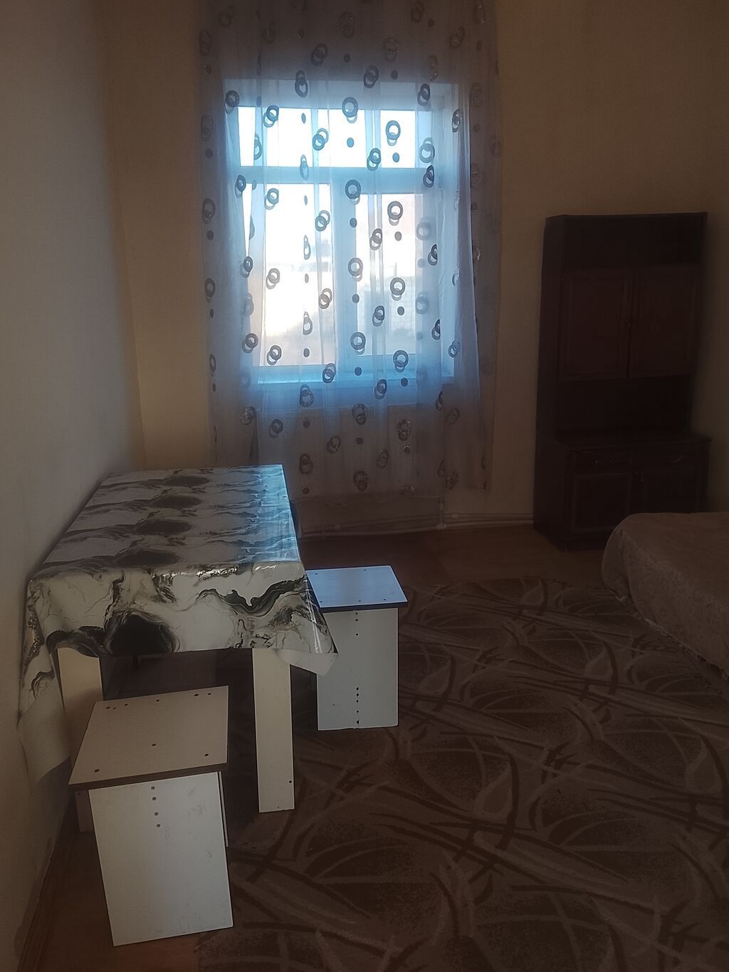 Kirayə verilir: mebellı 3 otaqlı yaşayış sahəsi - Otaqlar: 1 qonaq — Daşınmaz əmlak, Digah (2)