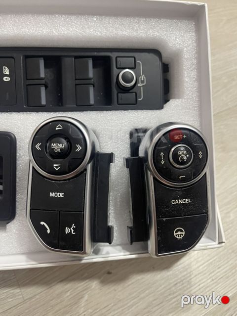 Land Rover Discovery 4 üçün multifunksional sükan və qapı düymələri