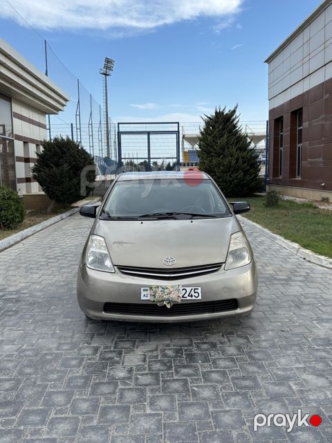 Toyota Prius, 1.5 L, 1.3 kWh, 2008 il, 386 000 km