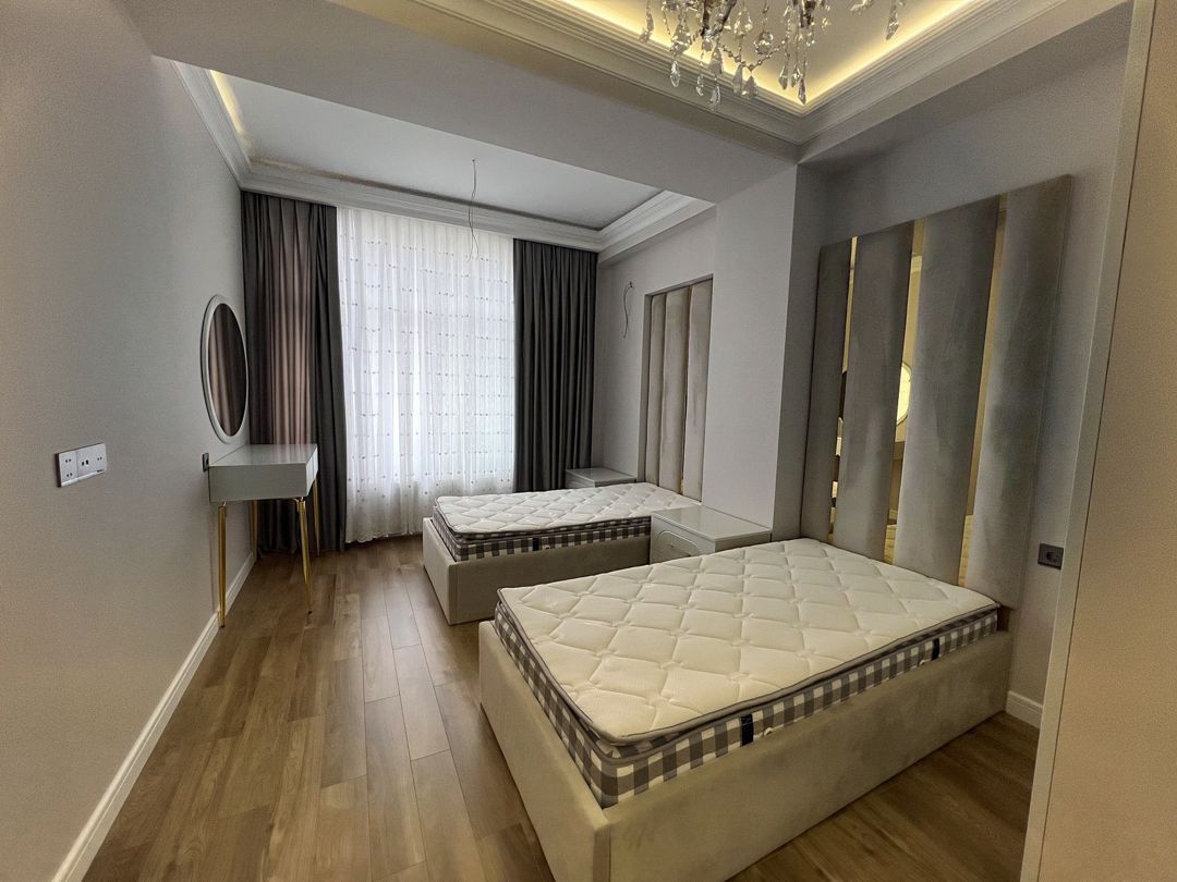 Satılır 4 otaqlı yeni tikili 144.5 m² — Mənzil, Bakı (3)