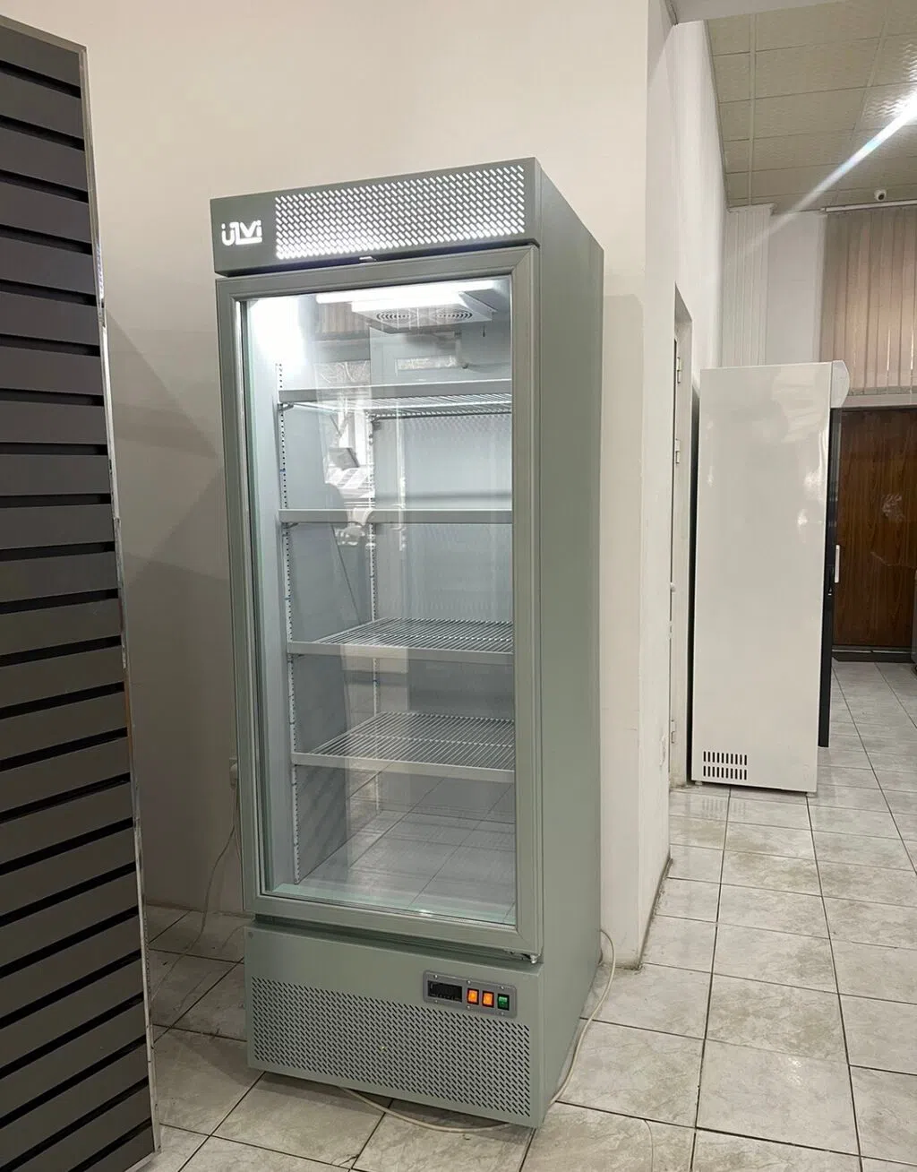Süd məhsulları üçün soyuducu vitrin 70x75x200 sm