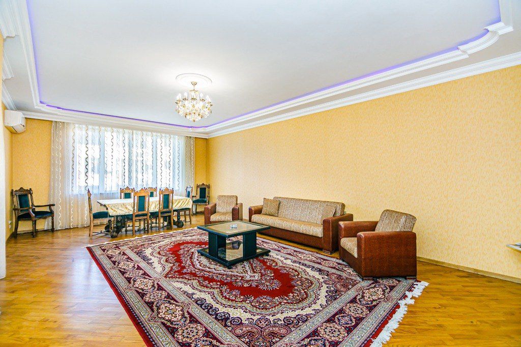 İcarəyə verilir 3 otaqlı yeni tikili 160 m² — Mənzil, Bakı (2)
