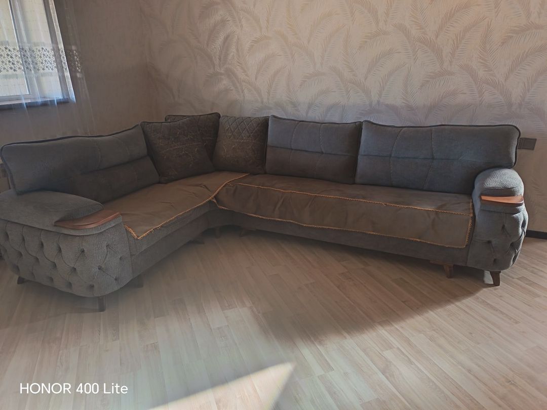 Künc divan — Mallar, Bakı