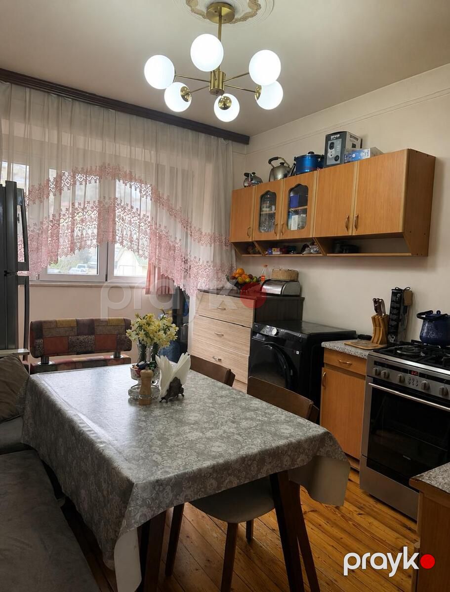 Satılır 2 otaqlı köhnə tikili 65 m² — Mənzil, Bakı (2)