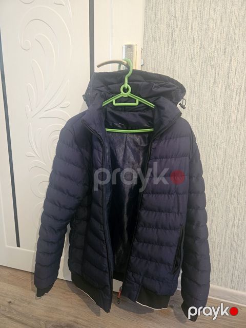Qışlıq kişi gödəkçəsi – tünd göy rəng - Model: yüngül, şişmə (step)