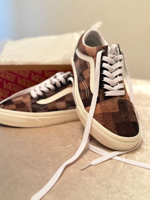 Məhsul: Vans Old Skool – Sweater Check . 40 Ölçü ama 41 də olur polnu
