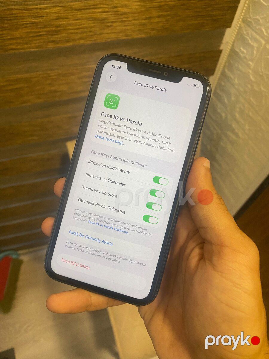 Apple iPhone 11 Black 64GB/4GB — Mallar, Bakı (7)