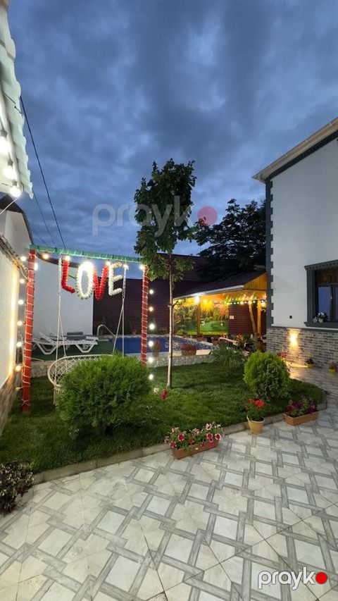 İcarəyə verilir 5 otaqlı həyət evi/bağ evi 220 m²