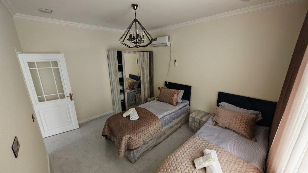 İcarəyə verilir 5 otaqlı həyət evi/bağ evi 250 m² — Ev, villa, Qəbələ (9)